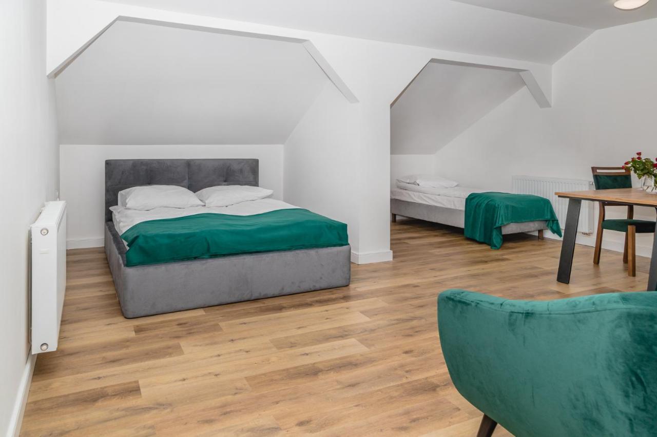 The Old Townhouse Aparthotel Krosno Buitenkant foto